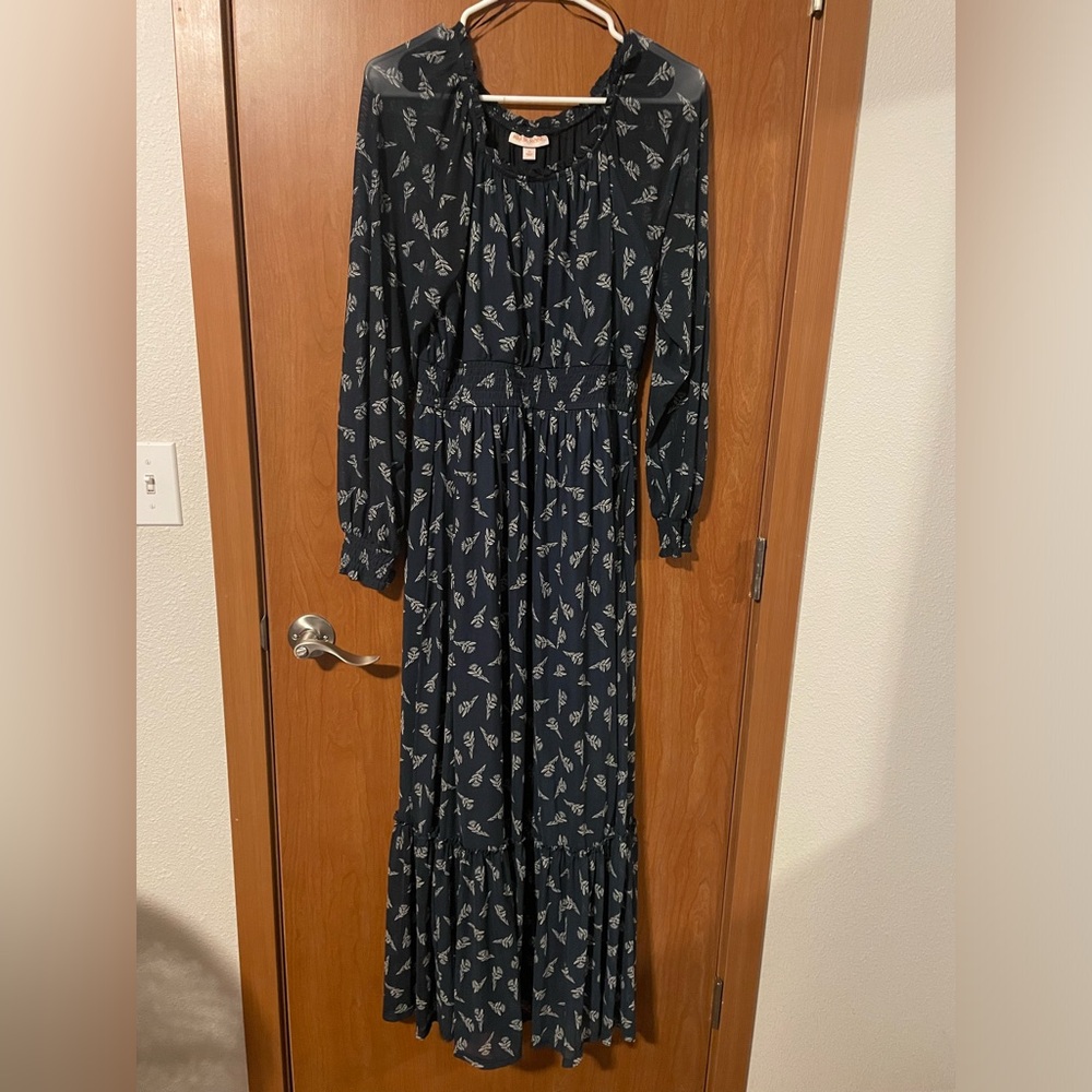 Long sleeve dark blue Knox Rose dress